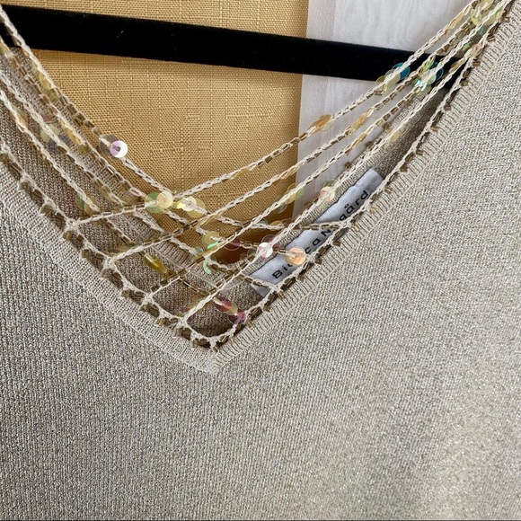 Golden Sleeveless Top - Picture 3 of 7